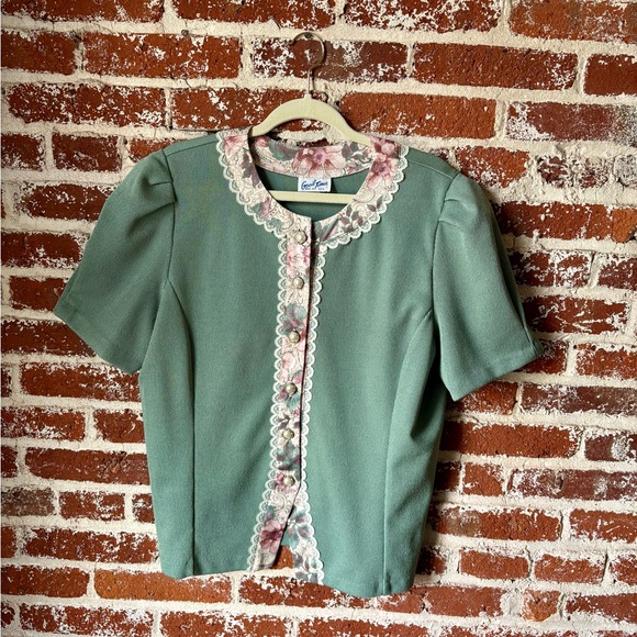 80s Vintage Good Times Sage Green Preppy Floral Button Down Blouse - Picture 2 of 8